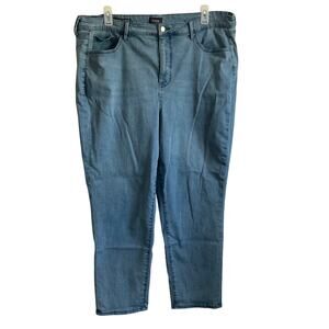 NYDJ Margot Girlfriend Cool‎ Embrace Light Wash Jeans - Size 18W